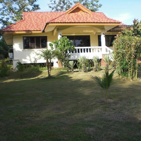 Villa House Of Garden à Chiang Rai Extérieur photo