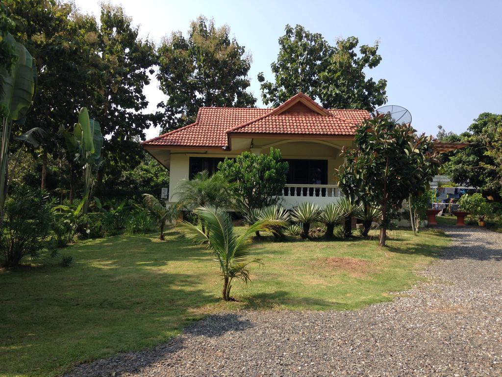 Villa House Of Garden à Chiang Rai Extérieur photo